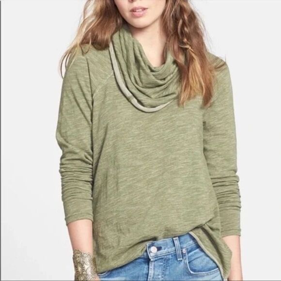 Free people | cocoon Green Cowl Neck Sweater | medium - Picture 1 of 7